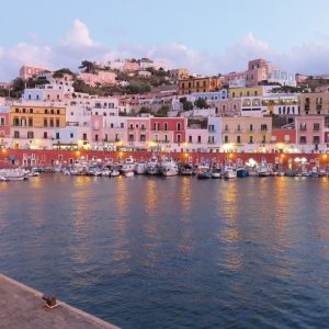 LA RIVIERA D’ULISSE E LE SUE LUMINARIE