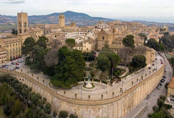 CAPODANNO NELLE MARCHE DEL SUD