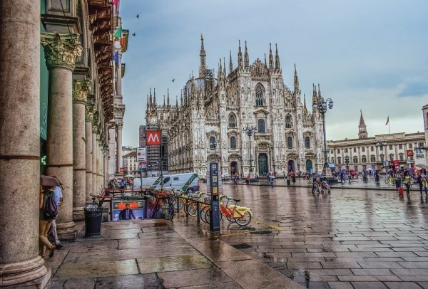 MILANO E IL COMPLESSO DEL DUOMO
