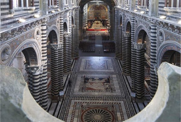 SIENA E IL PAVIMENTO DEL DUOMO