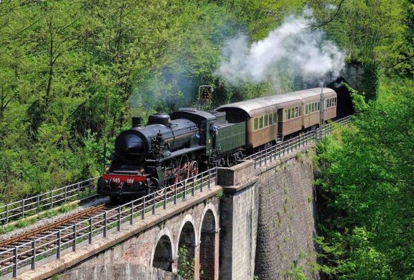 SIENA, IL PAVIMENTO DEL DUOMO E IL TRENO STORICO
