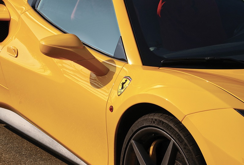 PASSIONE ROSSA: FERRARI E BALSAMICO DI MODENA