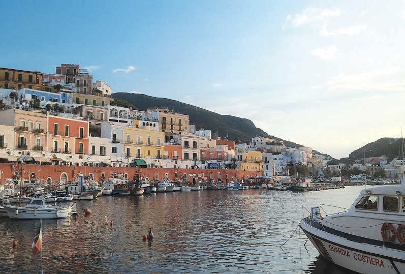 SULLA ROTTA DI ULISSE: NINFA, PONZA E GAETA