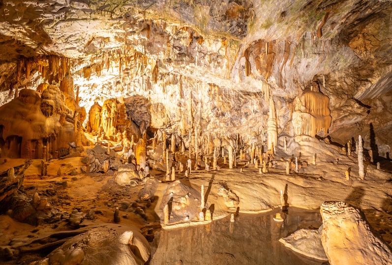 IL PRESEPE VIVENTE NELLE GROTTE DI POSTUMIA