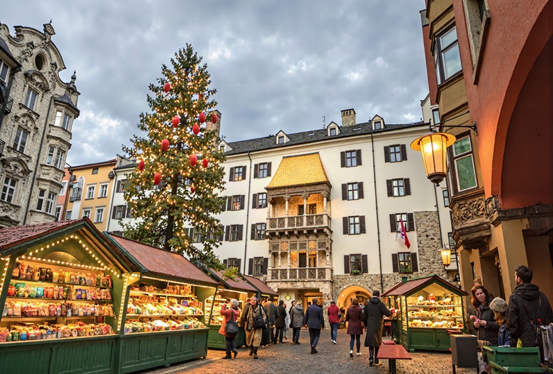INNSBRUCK E HALL IN TIROL