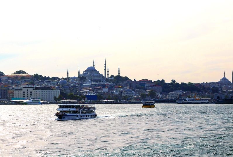 EPIFANIA AD ISTANBUL tra Sultani e maioliche
