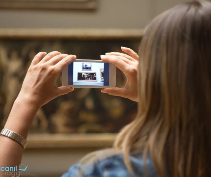 🎨 18 MAGGIO - GIORNATA INTERNAZIONALE DEI MUSEI

🖼️ Scopri l’Arte
Il 18 maggio si celebra la Giornata Internazionale dei Musei, un’occasione per riscoprire il valore dell’arte, della storia e della bellezza… dal vivo.

Ogni museo custodisce un viaggio: tra colori, epoche, emozioni.
E noi siamo qui per aiutarti a viverlo.

🌍 Ecco alcune mete perfette per un weekend culturale:
📍 Parigi – Louvre
📍 Firenze – Uffizi, Palazzo Pitti
📍 Torino – Museo Egizio
📍 Roma – Musei Vaticani, Cappella Sistina, Galleria Borghese

🎒 Vuoi partire? Abbiamo già pronte le nostre proposte per Parigi, Firenze, Torino e Roma!
Weekend organizzati, cultura, bellezza… e la comodità di non dover pensare a nulla.

📩 Contattaci per info e prenotazioni: l’arte ti aspetta, e noi anche!